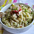 Wiosenna sałatka makaronowa