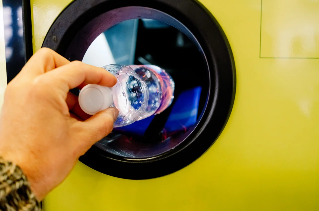 Polacy kombinują na butelkach. System kaucyjny już się sypie?