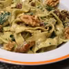 Makaron z kurczakiem i pesto z rukoli