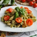 Makaron z kurczakiem i bazyliowym pesto