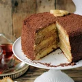 Tort kawowy z bananami