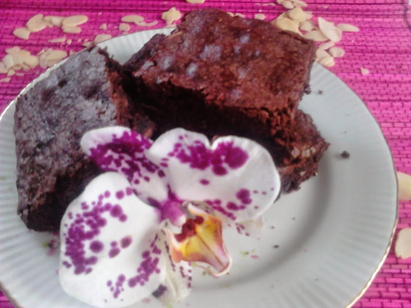 Migdałowe brownies