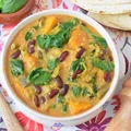 Jesienne curry z dynią, bakłażanem i czerwoną fasolą