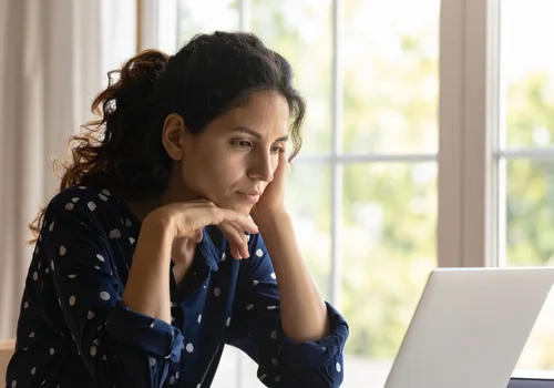 "Mąż chce intercyzy po 5 latach małżeństwa. Czy to znaczy, że już mi nie ufa?" - pisze Katarzyna [LIST]