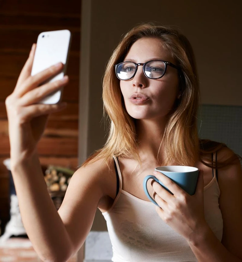 5 rzeczy, przez które wyglądasz źle na selfie!