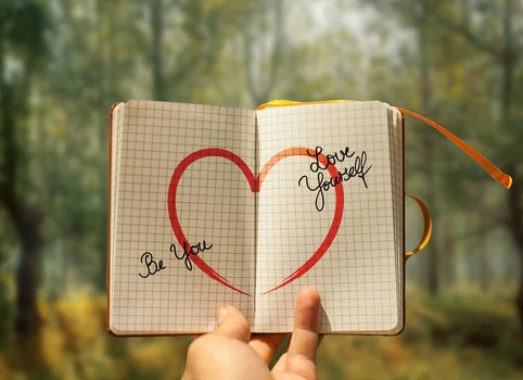 SELF-LOVE – dlaczego warto ją celebrować?