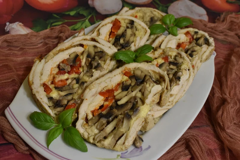Babka z kurczaka z pieczarkami
