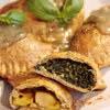 Pierogi z pieca w dwóch nadzieniach i sosem koperkowo- czosnkowym