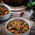 Chili con carne z kawą i czekoladą