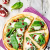 PIZZA Z PESTO, SZPINAKIEM I GRANATEM