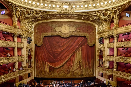 Świętujemy Światowy Dzień Opery: Jak Muzyka Klasyczna Kształtuje Nasz Świat