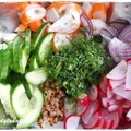 Chrupiąca sałatka z surimi