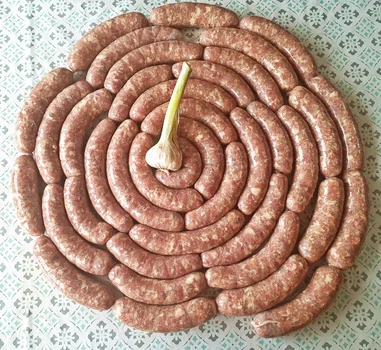 Swojska biała kiełbasa