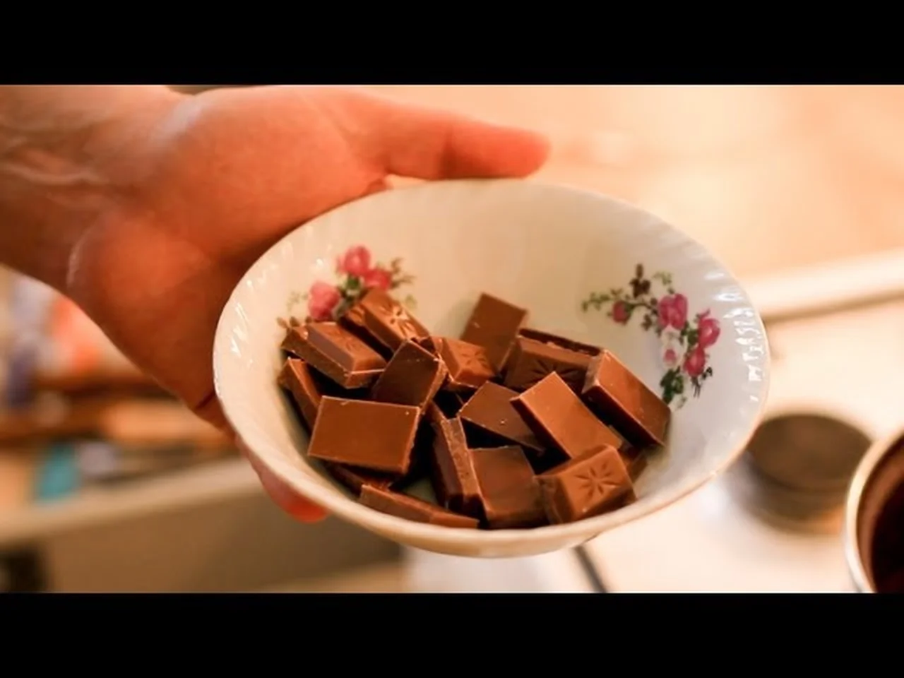 Jak roztapia się czekoladę 