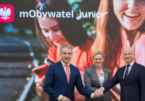 Cyfrowa legitymacja szkolna od teraz w mObywatelu Junior. 5 mln uczniów z dostępem do nowej funkcji!