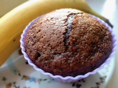 Muffinki czekoladowo-bananowe z nutellą