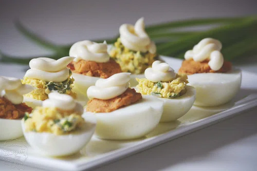 Jajka faszerowane na dwa sposoby