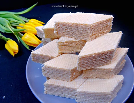 Wafle z masą mleczną