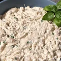 Pasta twarogowa z makrelą.