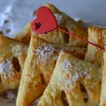 Kieszonki z ciasta francuskiego z jabłkami