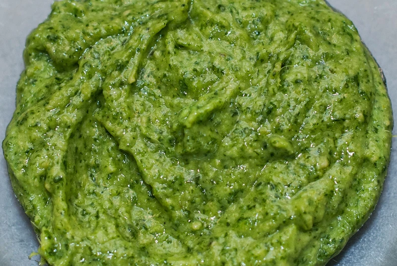 Pesto tymiankowo pietruszkowe