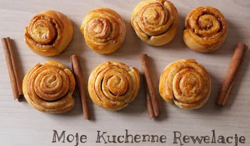 Drożdżowe bułeczki cynamonowe