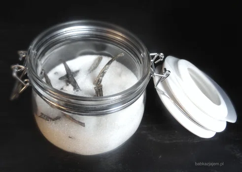 Domowy cukier waniliowy