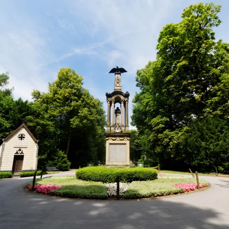 Opłata za wejście na taki cmentarz! Nowe zasady w polskim mieście zaskoczyły