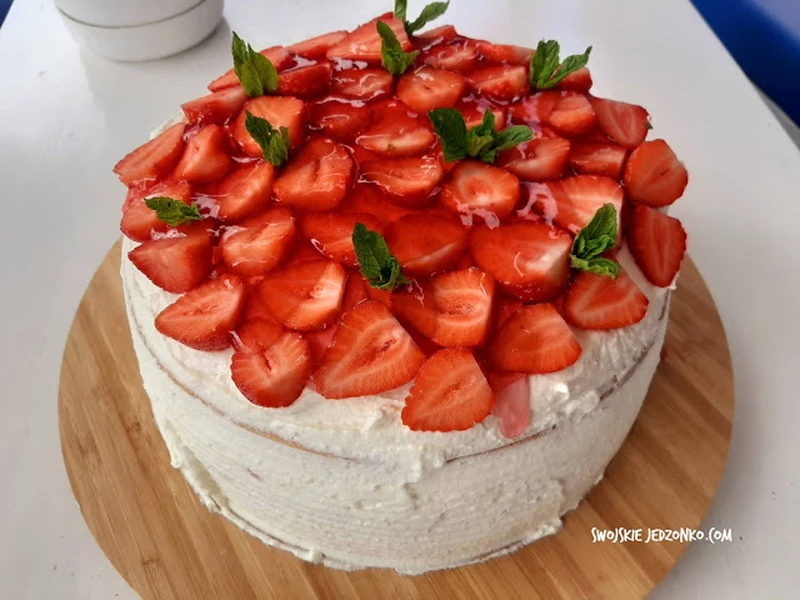 Tort truskawkowy - krok po kroku - pychotka!!