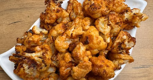Kąski z kalafiora w parmezanie