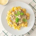 Makaron z kurczakiem i pieczarkami