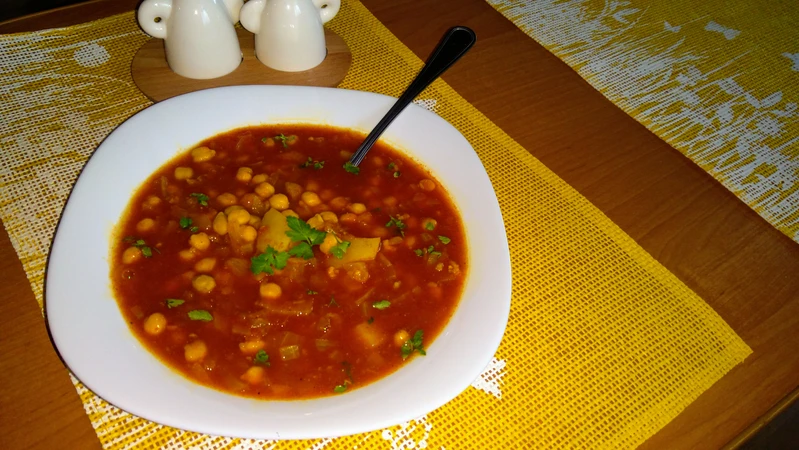 Curry z ciecierzycy