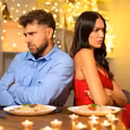„Chciałam kolację w restauracji, a skończyliśmy z kebabem pod Żabką.” – żali się Kamila [LIST]