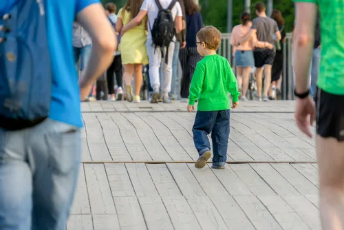 Jak nie zgubić dziecka w tłumie? 5 skutecznych porad
