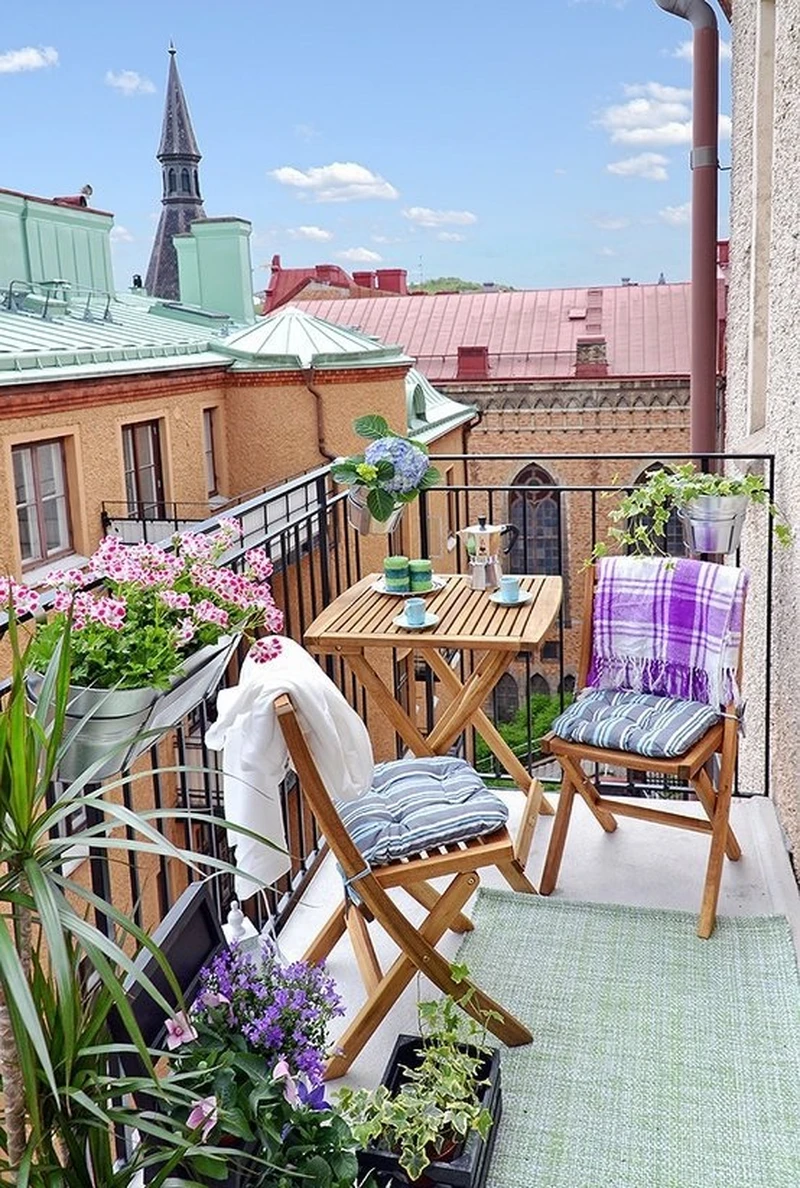Mały ale za to ciekawy balkon