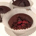 Kakaowe muffinki z malinowym wnętrzem