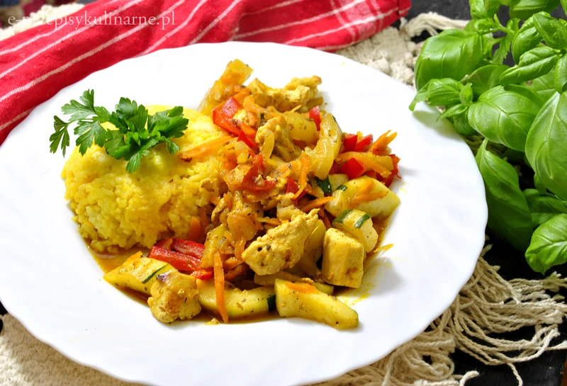 Ryż curry z kurczakiem i warzywami