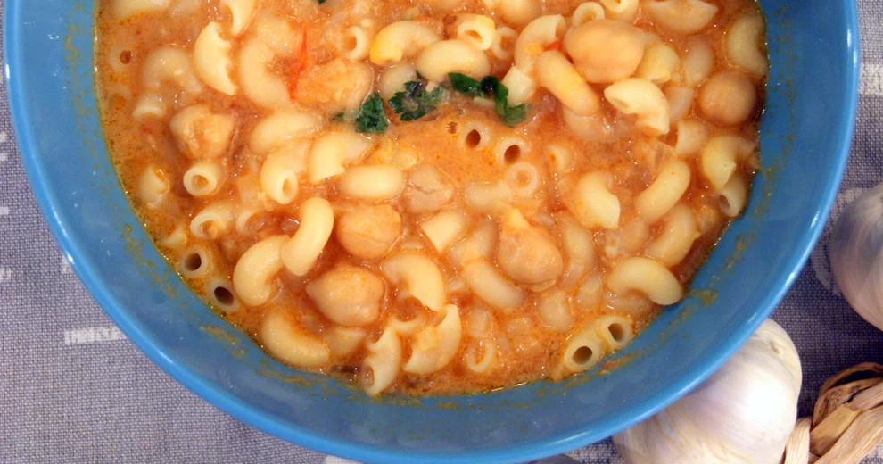 Szybka zupa z ciecierzycy z puszki Kobieceinspiracje.pl