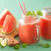 Smoothie z arbuza z miętą i limonką