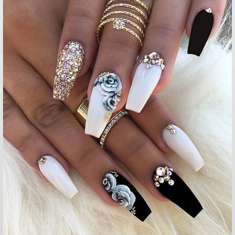 Manicure na bogato