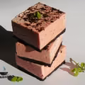 Truskawkowa pianka na spodzie Oreo
