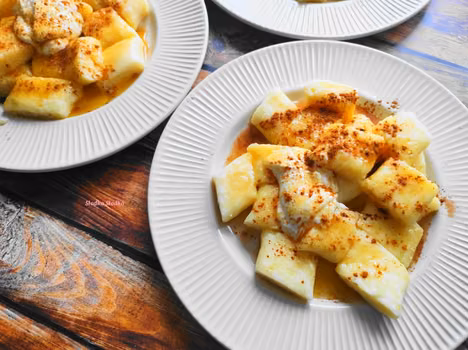 Kluski ruskie - Pomysł na tani piątkowy obiad.