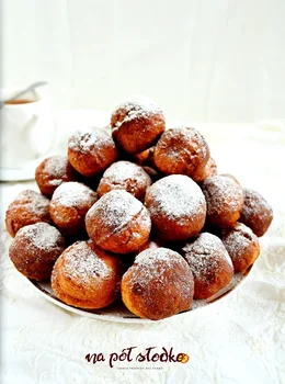 Waniliowe mini pączki z serków homogenizowanych (razowe, bez cukru)