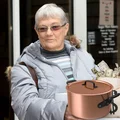 Koniec wciskania staruszkom garnków za 5 tysięcy? Rząd chce chronić seniorów