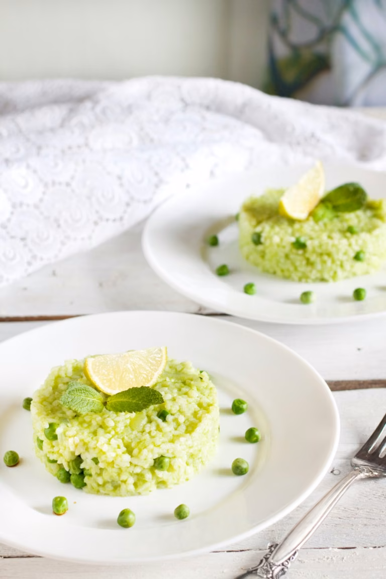 RISOTTO Z GROSZKIEM I MIĘTĄ