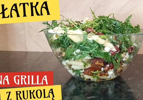 Sałatka do grilla z rukolą, suszonymi pomidorami i serem feta