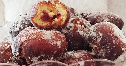 mniam...mniam...: pączki babci