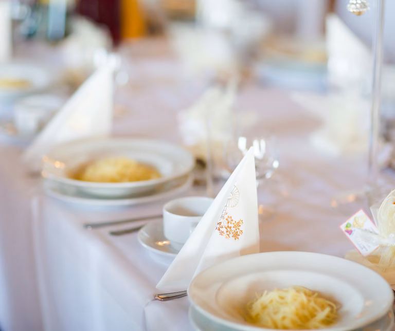 Co podać na Pierwszą Komunie Świętą? Niezawodne menu!