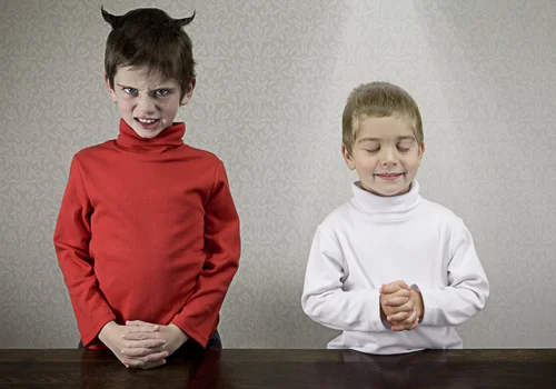 Rodzeństwo z tej samej rodziny, a zupełnie różne osobowości – Poznaj sekrety genetyki!