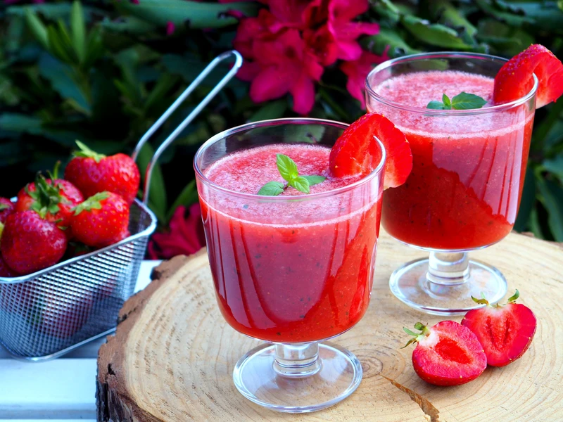 LEMONIADA TRUSKAWKOWA - 2 PRZEPISY